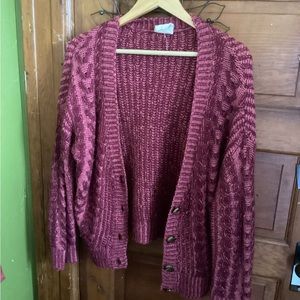 Unique and pretty knit Olive & Oak sweater, very in style with the style of knit